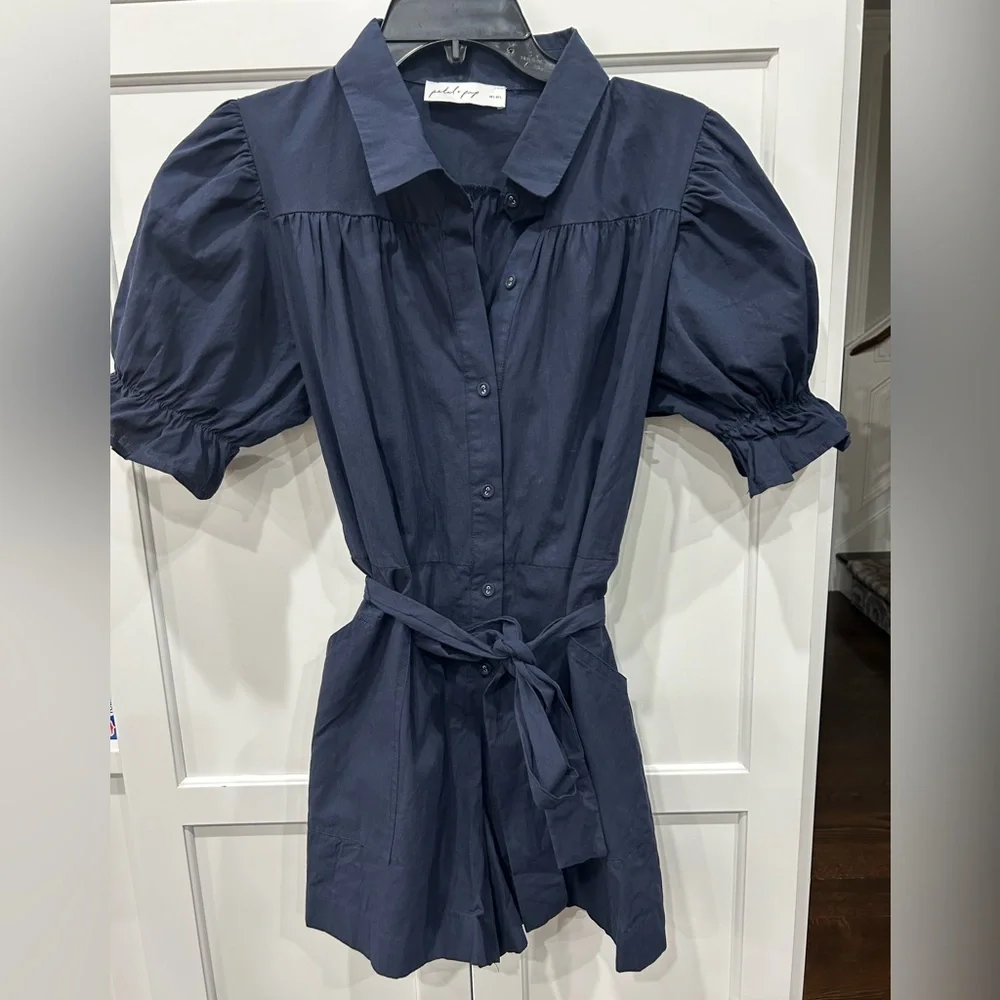 Riley Tie Waist Cotton Romper
Petal & Pup NEW - Picture 3 of 5